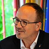 „Ich bin froh, dass wir in Konstanz noch eine breite Mitte haben, die Toleranz auch für andere Positionen mitbringt“, sagt OB Uli ...