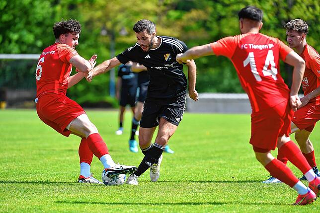 Bild 26: Der SV 08 Laufenburg gewinnt das Derby beim FC Tiengen 08 mit 5:2 – und wir haben Bilder!