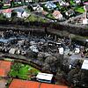 Luftaufnahmen von der komplett abgebrannten Firmenhalle an der Industriestraße im Wehra-Areal mit Blickrichtung Nord-West. Gut zu ...