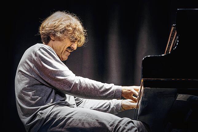 Thomas Scheytt gehört zu den meistbeschäftigen Musikern der europäischen Blues- und Boogie-Szene. Jetzt gastiert er in Furtwangen.