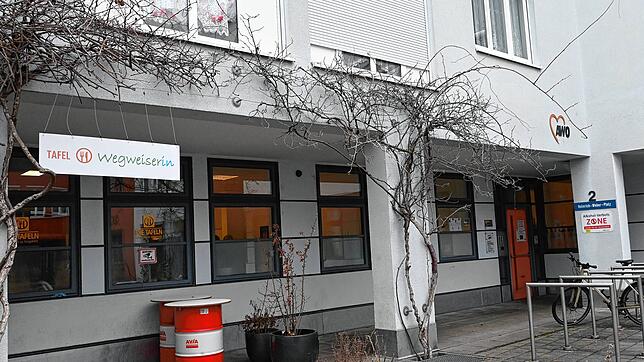 Die Singener Tafel am Heinrich-Weber-Platz: Hier sind unbekannte Täter eingebrochen und haben Lebensmittel geklaut. Wie hoch der ...
