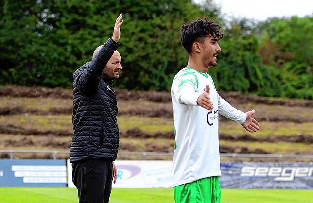Bild 33: Aufsteiger FC RW Salem besiegt Absteiger DJK Donaueschingen 2:0. Die besten Bilder!