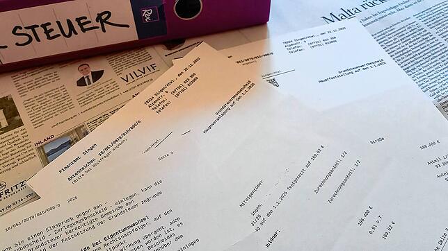 Aktuell wird die Grundsteuer für Eigenheimbesitzer neu berechnet. Schon bald werden die Bescheide des Finanzamts versendet.