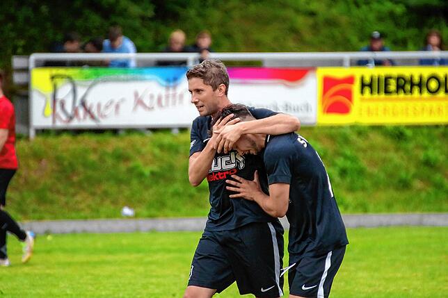 Bild 20: SV Buch setzt sich mit 4:1 gegen den FC Hochrhein durch &ndash; und wir haben die Bilder!