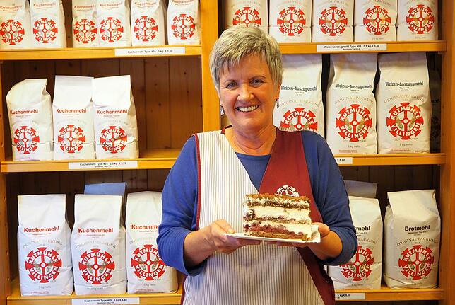 Wenn Sonja Metzger eine angeschnittene Schwarzwälder Kirschtorte aus der Kutmühle anbietet, läuft manch einem Kunden schon das Wasser im ...
