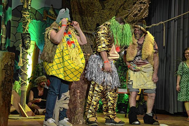 Bild 16: So viel zu sehen! Trachtenkapelle begeistert beim Dilldappenball