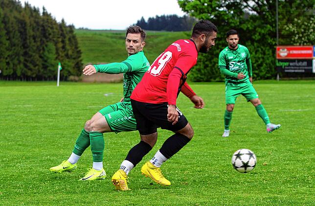 Bild 11: FC Bodman-Ludwigshafen gewinnt beim TSV Aach-Linz mit 4:2. Wir waren mit der Kamera dabei!