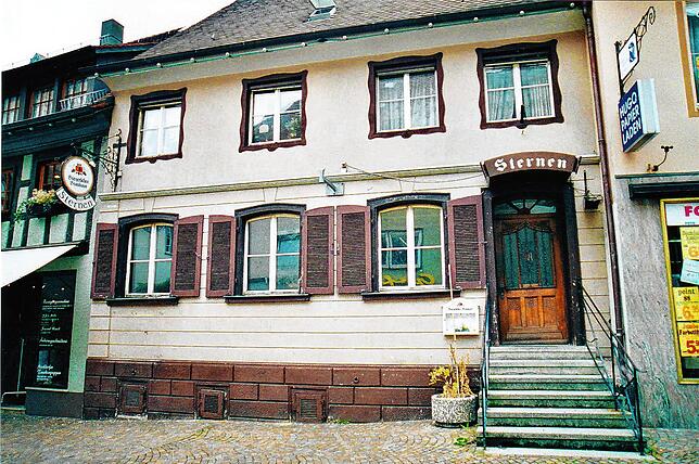 Der Gasthof Sternen an der Marktstraße in der Markdorfer Altstadt, bevor er zum neuen Lichtblick wurde.