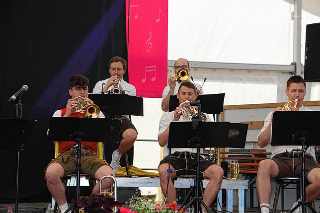 Bild 12: Bilder vom Bezirksmusikfest des Musikvereins Rast