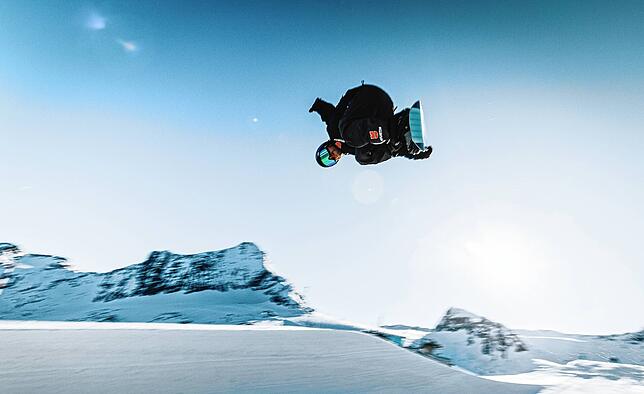Große Sprünge liegen ihm: Michael Dammert ist Cheftrainer im Team Freestyle des Dachverbandes Snowboard Germany.