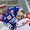 Fraglich: Schwenningens Kapitän Travis Turnbull (links) verletzte sich am Freitag im Training und fällt für das Spiel am Montag gegen ...