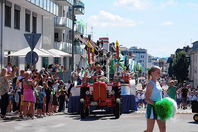Bild 15: Bilder vom Seehasen-Umzug in Friedrichshafen
