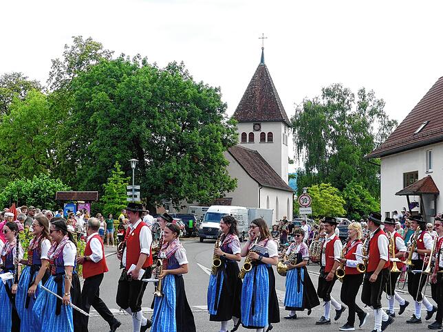 Bild 20: Gute Laune beim Mostfest in Bermatingen-Ahausen