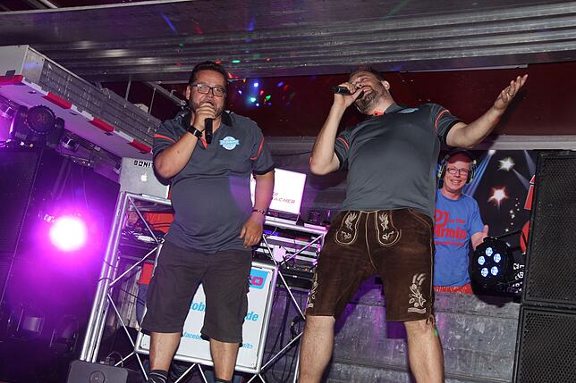 Die Jungs vom Bodensee zeigten sich gut gelaunt: Die Stimmung stieg, je später der Abend.
