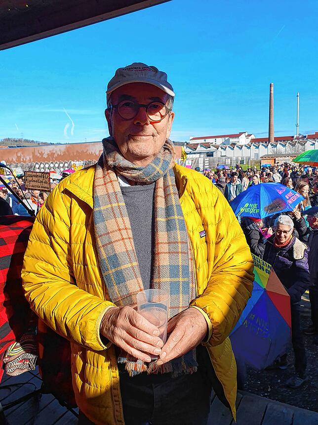 Stifter Hans Schöpflin.