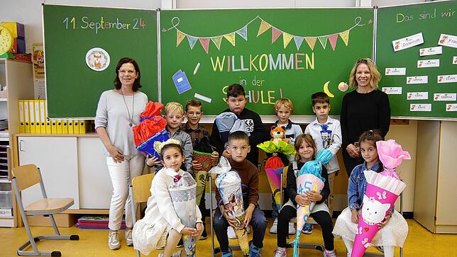 Überlingen Burgbergschule, Grundschulförderklasse mit ihren Klassenlehrerinnen Julia Reif und Ulla Dodenhöft