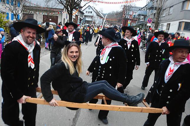 Bild 21: Bonndorf feiert den 40. Geburtstag des Narrenvereins mit riesigem Umzug