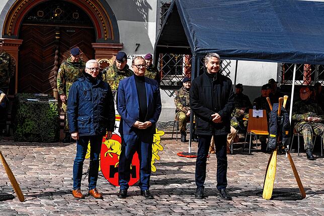 Bild 28: Bilder der beeindruckenden Bundeswehr-Parade vor dem Villinger Münster