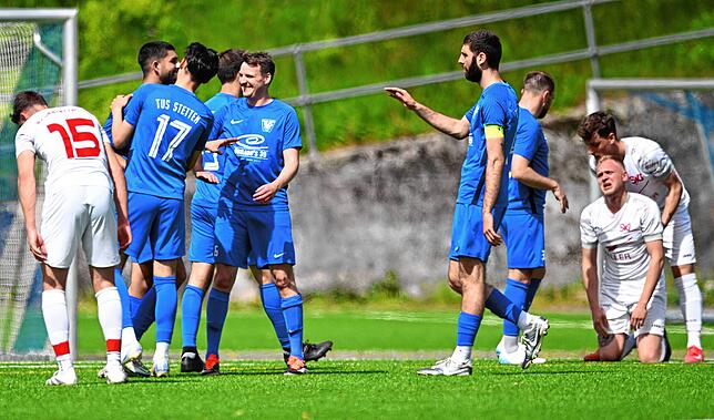 Bild 24: TuS Stetten setzt sich mit 4:2 gegen SV Jestetten durch – und wir haben Fotos!