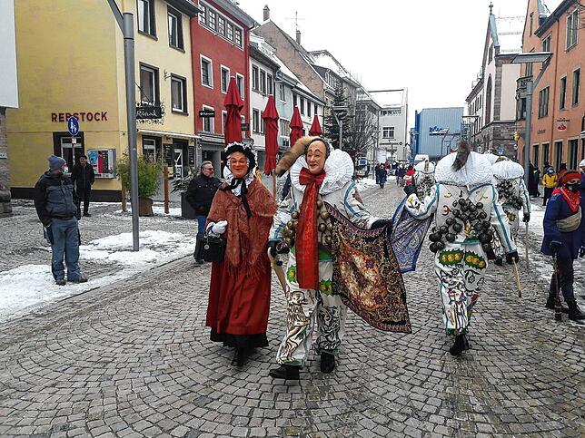 Da geht den Villingern das Herz auf. Narro und Morbili in all ihrer Pacht.