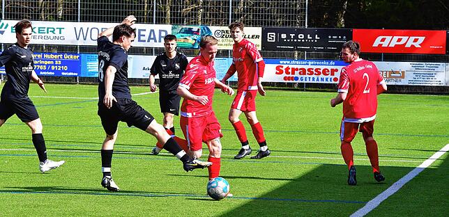 Bild 7: SG Weilheim/Gurtweil gewinnt 2:1 beim FC Bergalingen – und wir haben Fotos!