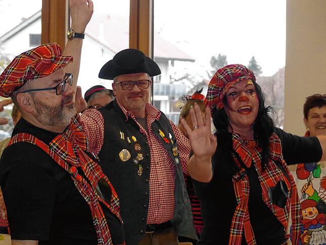 Bild 1: Seniorenfasnet Bermatingen-Ahausen
