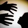 Häusliche Gewalt ist auch und vor allem derzeit ein Thema. Die zuständigen Behörden sind in Alarmbereitschaft.