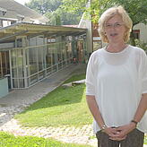 Julie Adam wünscht der Grundschule Leimbach "Motivation und Kraft" für die Zukunft.