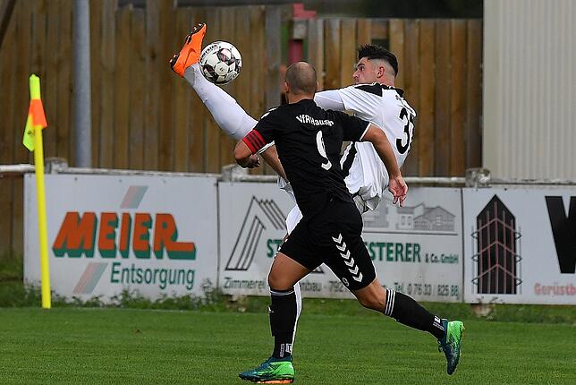 Bild 21: SV 08 Laufenburg kassiert späten Ausgleich zum 2:2 beim VfR Hausen &ndash; und wir haben die Bilder!
