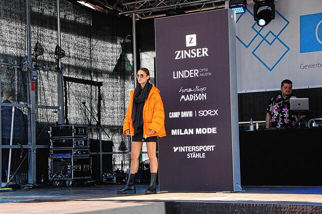 Auch eine Modenshow darf beim dreitägigen Fest nicht fehlen.