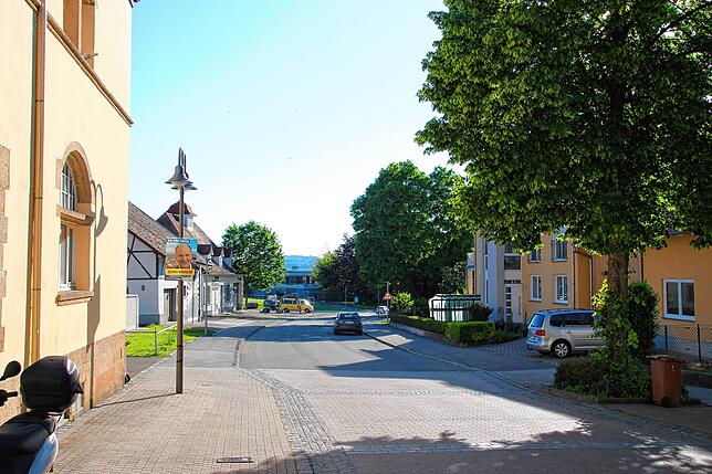 Die Hausener Straße soll bald umfangreich saniert werden.