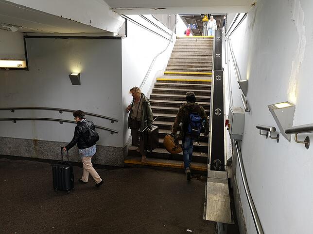 Bisher noch kein Aushängeschild für das Oberzentrum Villingen-Schwenningen: Die Unterführung im Bahnhof ist schmuddelig und wird im Zuge ...