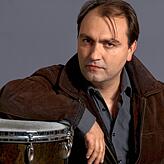 Allein mit seinem Schlagzeug: Patrick Manzecchi, Musiker aus Konstanz.