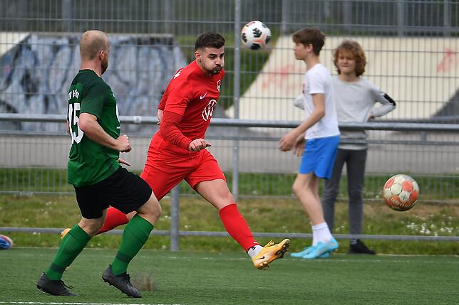 Bild 3: FC Tiengen 08 siegt souverän mit 3:0 beim SV Herten &ndash; und wir haben Bilder!