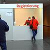 Mit der Registrierung geht es am Impfstützpunkt an der Messe Friedrichshafen los. Mitte Januar wird hier erstmals ein Kinder-Impftag ...