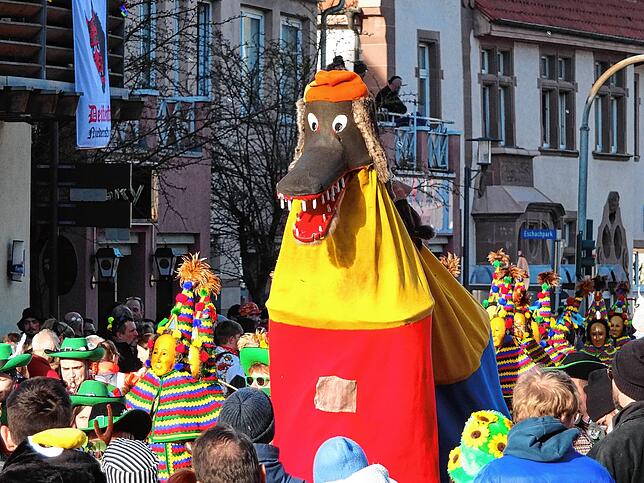 Bild 7: Großer Jubiläumsumzug der Narren in Niedereschach – Teil 2