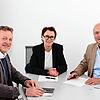 Der Vorstandsvorsitzende des Singen-aktiv-Standortmarketinvereins Wilfried Trah und Singen-aktiv-Geschäftsführerin Claudia ...