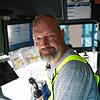 Dirk Glückhardt, Kranführer im Containerterminal Basel-Kleinhüningen der Schweizer Rheinhäfen. Er verlädt Container in ...
