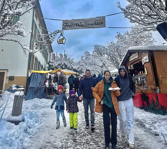 Der Weihnachtsmarkt zog sich durch die gesamte Engener Altstadt: beginnend am alten Stadtgarten bis hin zum Marktplatz