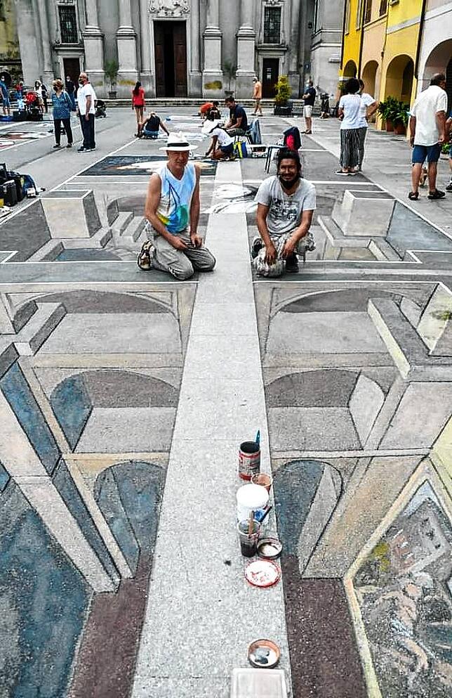 Das Online-Format des Streetart Festivals zieht auch Künstler aus anderen Ländern an. Hier ist Mariano Bottoli in Italien, genauer Monza ...