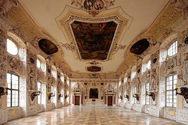 In Schloss Salem ist der Rundgang auf eigene Faust möglich.