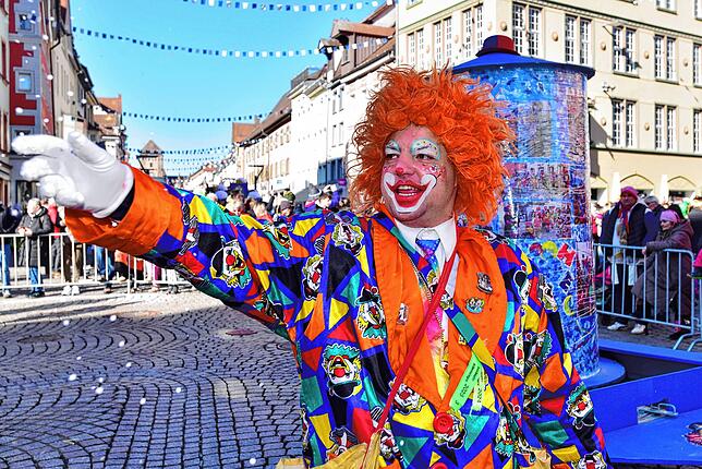 Bild 15: Fasnetmontag in Villingen: Die Südstadtclowns ziehen alle Blicke auf sich – jetzt die Bilder sehen!