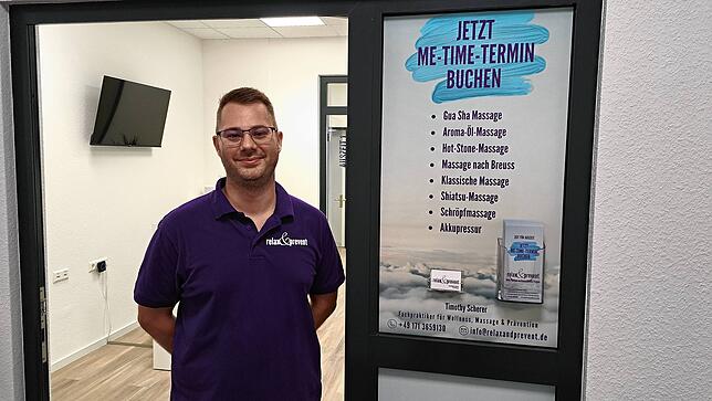 Timothy Scherer hat früher in der Schwarzwaldapotheke als PTA gearbeitet. Jetzt ist er Fachpraktiker für Wellness, Massage und ...