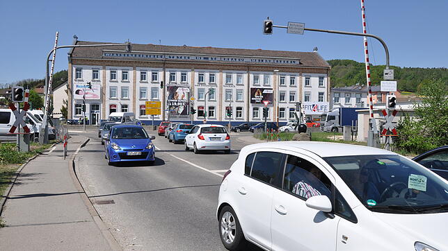 Der Schiesser-Knoten ist die am stärksten belastete Abzweigung in Stockach. 27&nbsp;000 Fahrzeuge kommen hier vorbei – täglich. Im ...