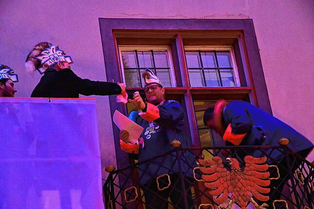 Bild 3: Jetzt haben die Villinger Narren das Regiment in der Stadt