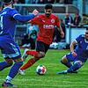 Wieder zu Hause: Nach einem halben Jahr beim SV 08 Laufenburg trägt Mahdy Hikmat Tawiq Ababneh (Mitte) künftig wieder das Trikot des FC ...