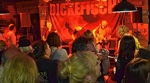 Im &bdquo;Ludwig&ldquo; begeisterte 2023 die Band Dicke Fische ihr Publikum. Das wird sie auch 2024 wieder tun, wenn die Musiknacht am ...