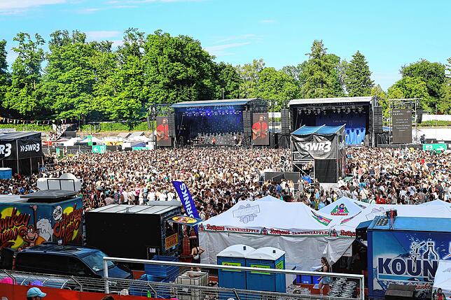 Bild 3: Am zweiten Tag des Campus-Festivals 2025 wird nochmals aufgedreht