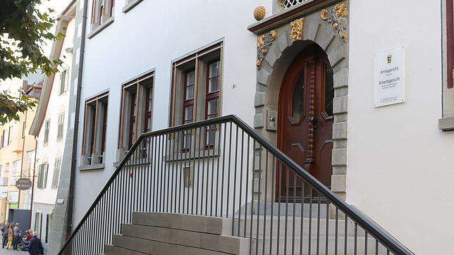 Das Amtsgericht Radolfzell. Hier musste sich ein 65-jähriger Radolfzeller wegen Beleidigung und versuchter gefährlicher Körperverletzung ...