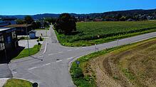 Das neue Gewerbegebiet Schaffhauser Breite, im Vordergrund die vieldiskutierte Kreuzung Hohenkrähenstraße/Altenburger Straße über die ...